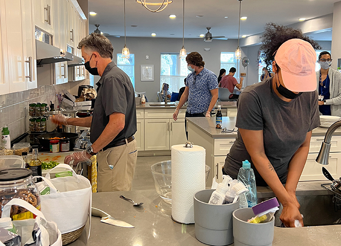 Home-volunteer-featured